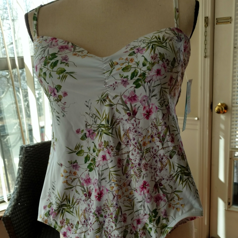 Bathing suit